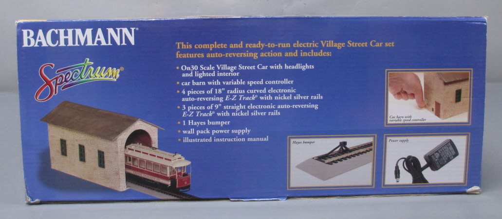 Bachmann 25017 On30 Christmas Village Steetcar Set