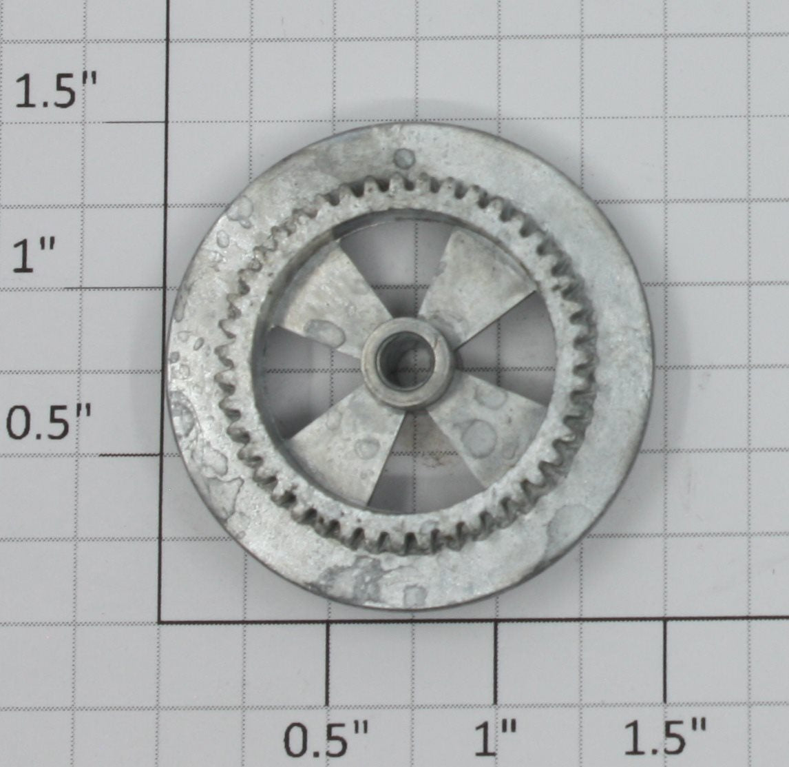 Lionel 8500-124 2-4-0 Plain Driver Wheel with Gear