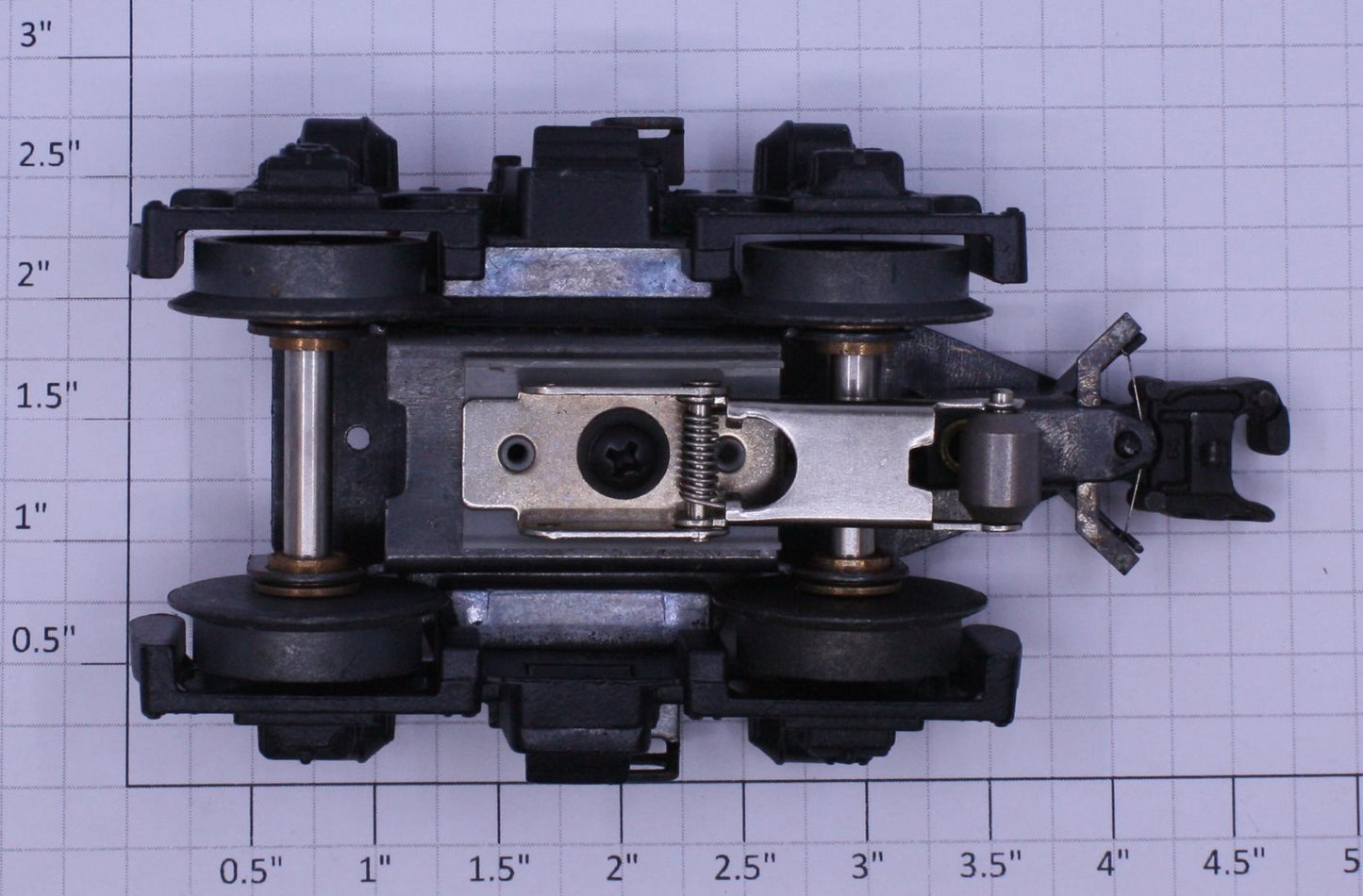 Lionel 18122-150 F-3A 4-Wheel Dummy Truck with Collector Assembly