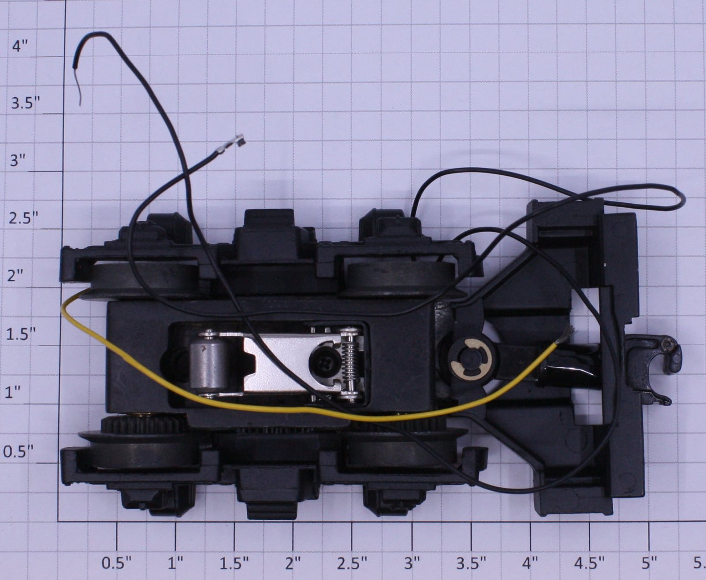 Lionel 18870-150 Motor Truck with Black Sides and Collector Assembly