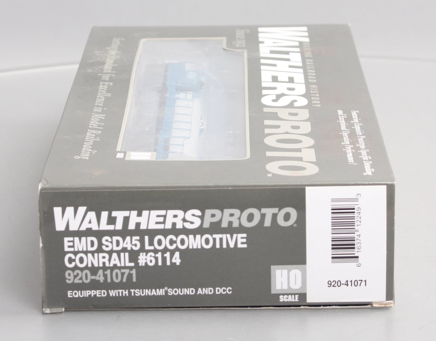 Walthers 920-41071 HO Conrail EMD SD45 Diesel Locomotive with Sound & DCC #6114
