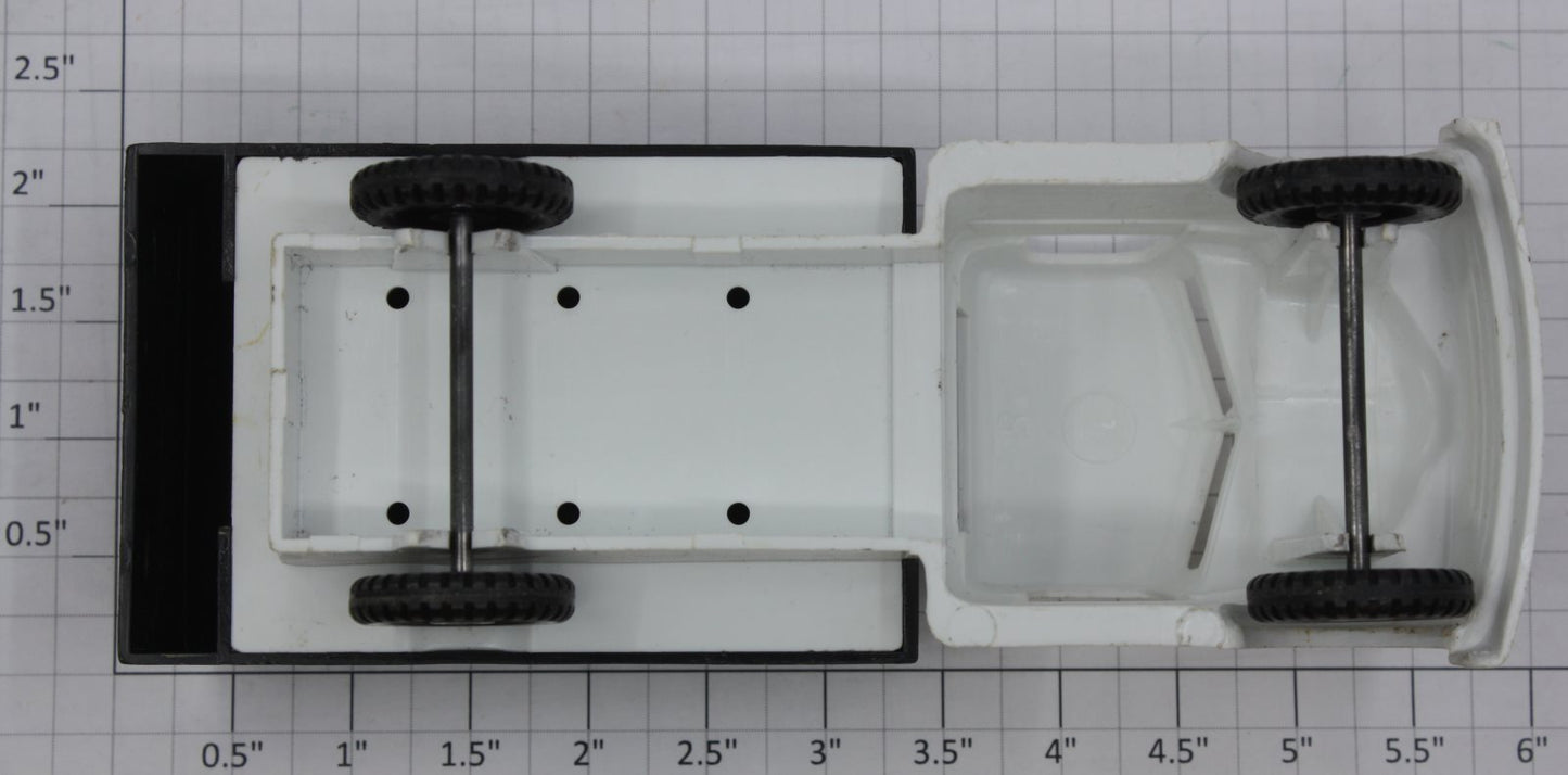 Lionel 6151-10 O Gauge "Lionel Ranch" Black and White Range Patrol Truck