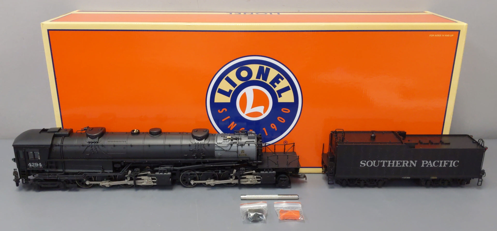 Lionel 6-11462 O SP Legacy Scale AC-12 Cab Forward 4-8-8-2 Steam