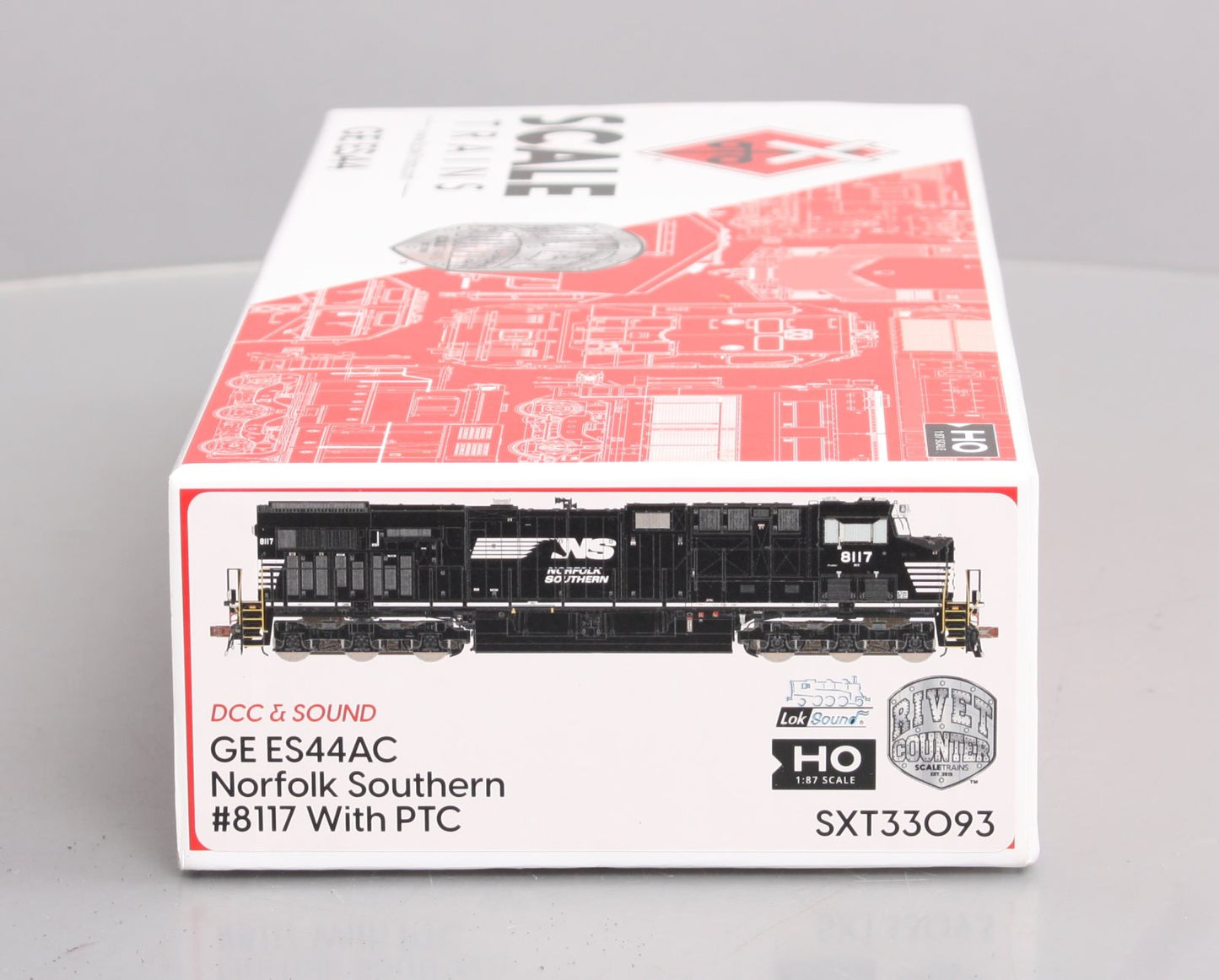 Scale Trains 33093 HO Norfolk Southern GE ES44AC Diesel #8117 LN/Box