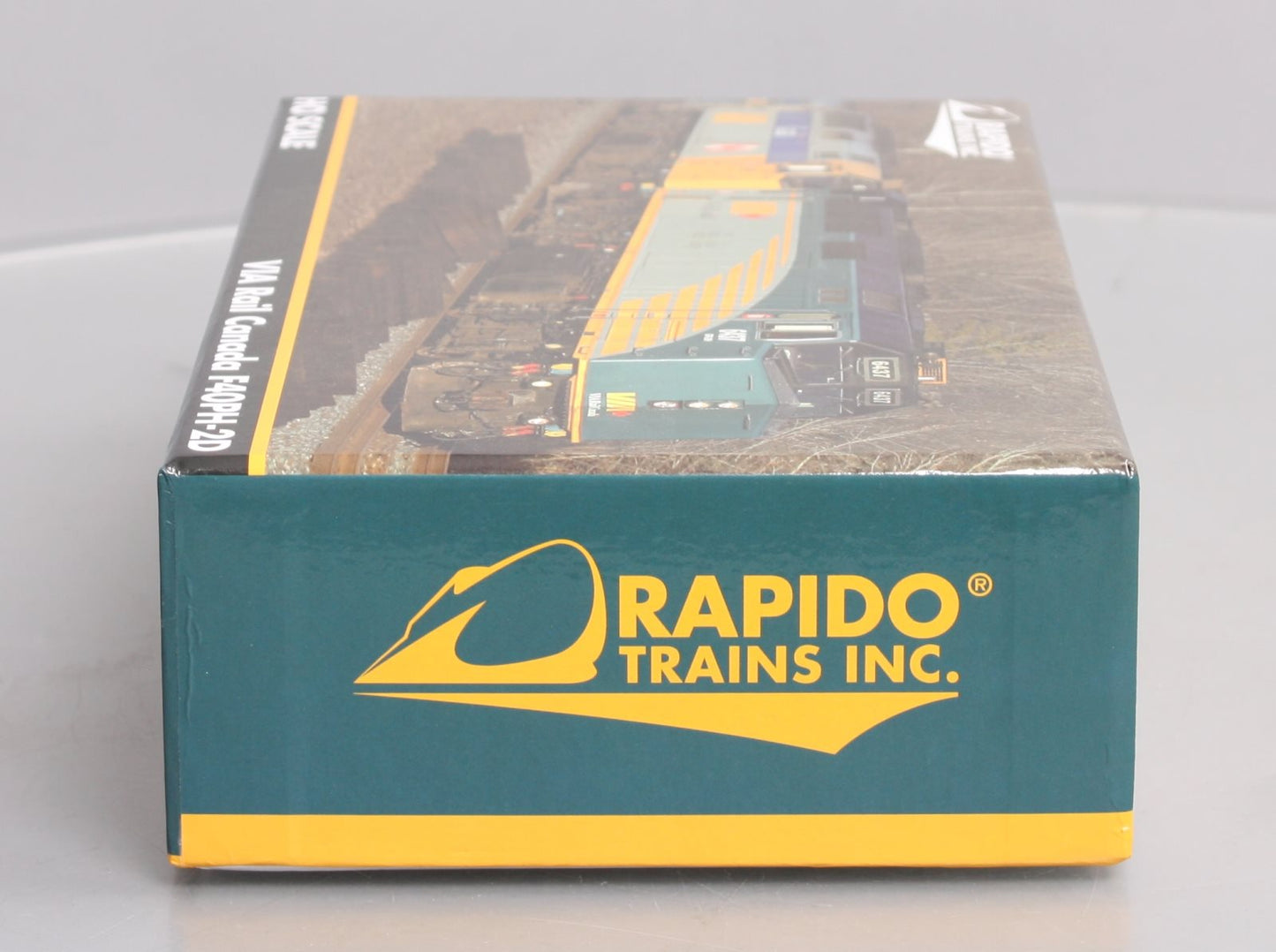 Rapido Trains 82517 HO VIA Rail Canada EMD Rebuilt F40PH-2D Diesel Loco #6434