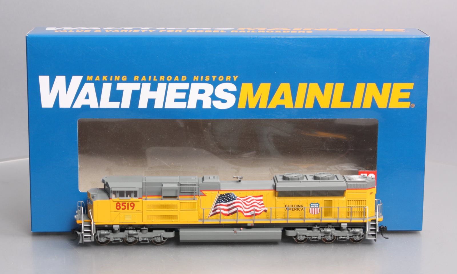 Walthers 910-9853 Union Pacific SD70ACe Diesel Locomotive #8519