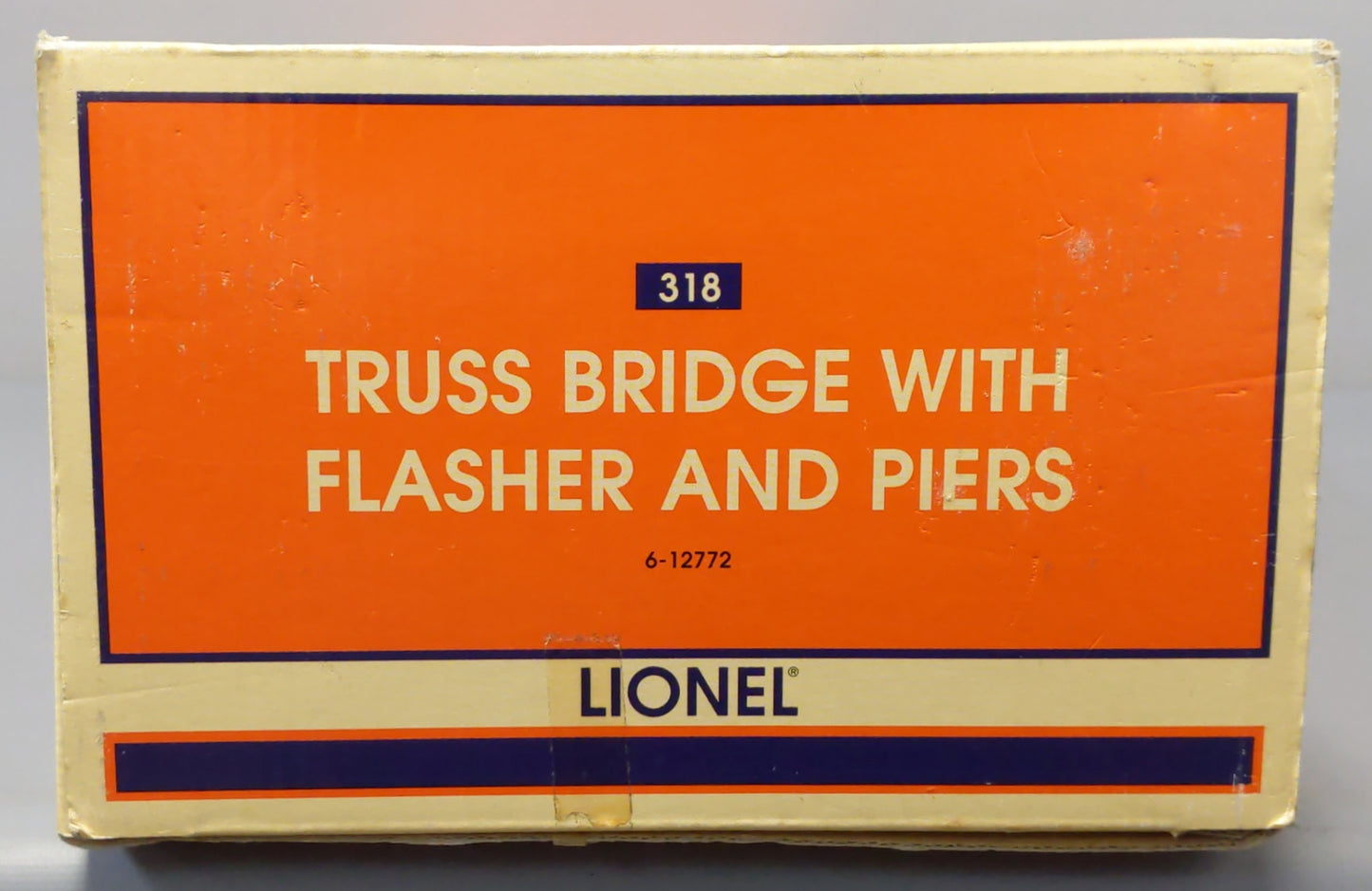 Lionel 6-12772 O Gauge Truss Bridge with Flasher and Piers