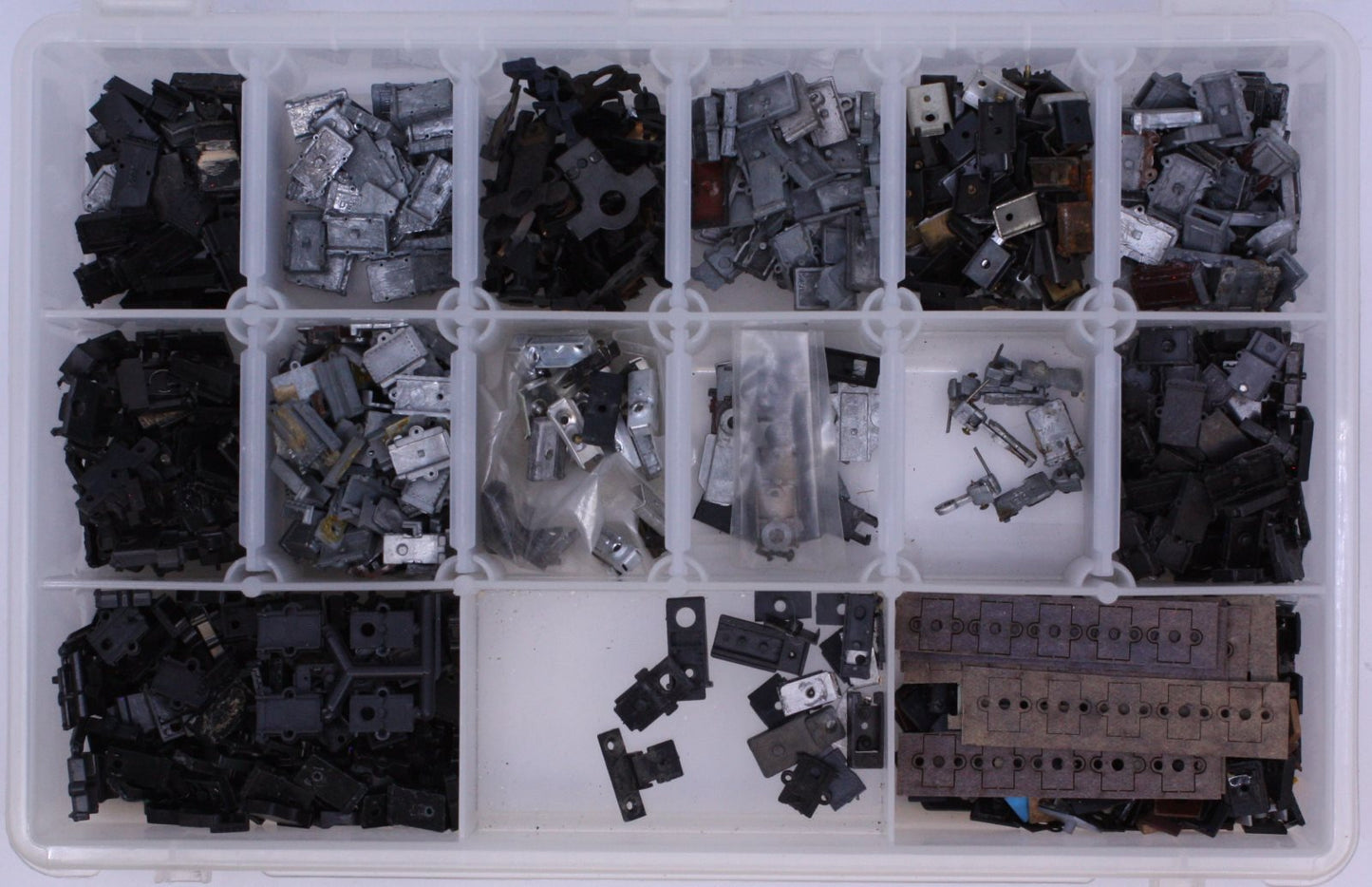 Acme 0918-23 HO Gauge Coupler Gearbox Parts Assortment