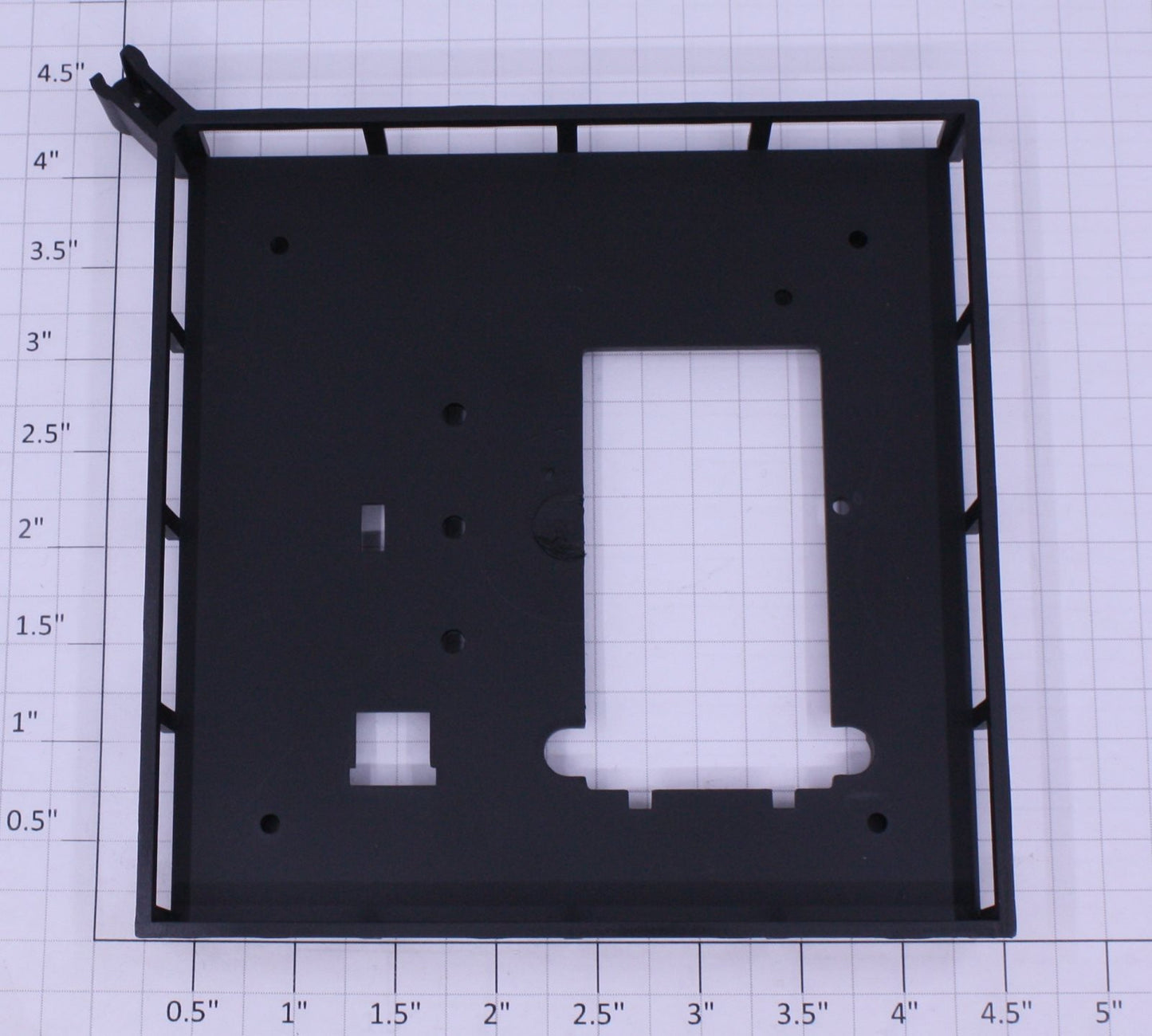 Lionel 24153-27 Black Control Tower Platform