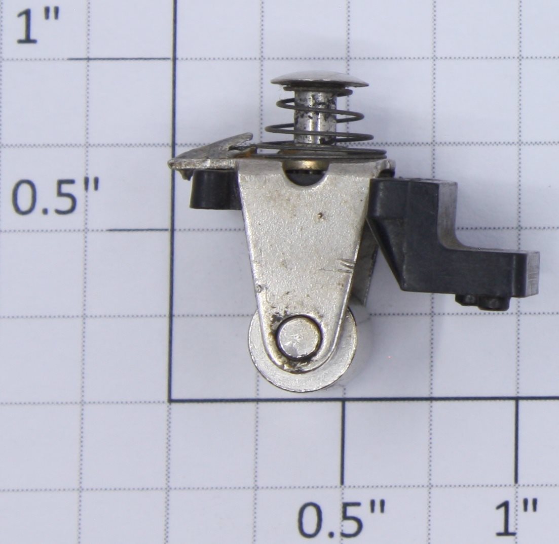 Lionel TCL-42 O Gauge Collector Assembly with Roller