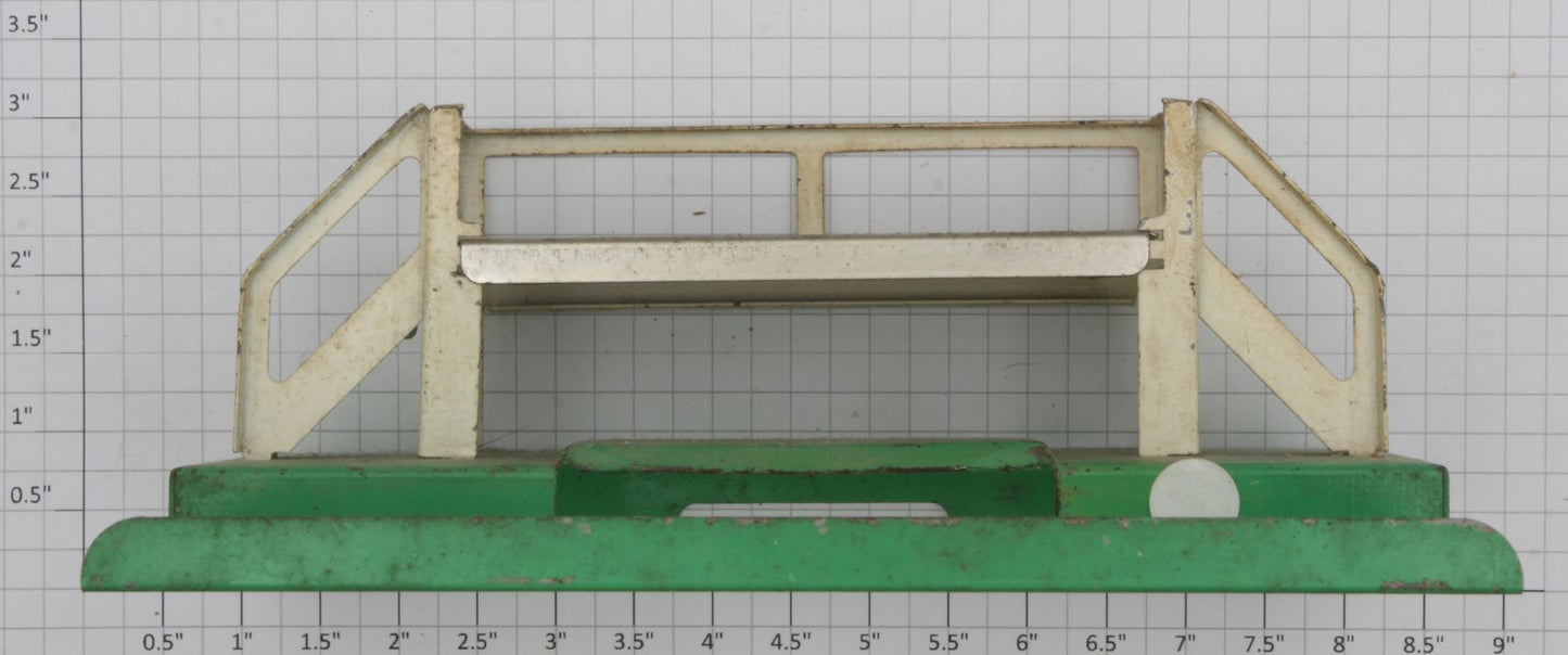 Lionel 3462P-1 Milk Car Platform Complete with Shelf