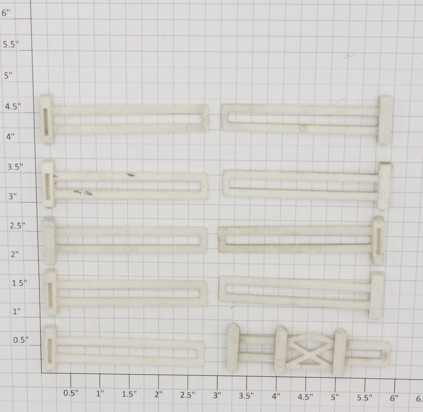 Plasticville HF-2X 10 Piece Fence and Gate Set