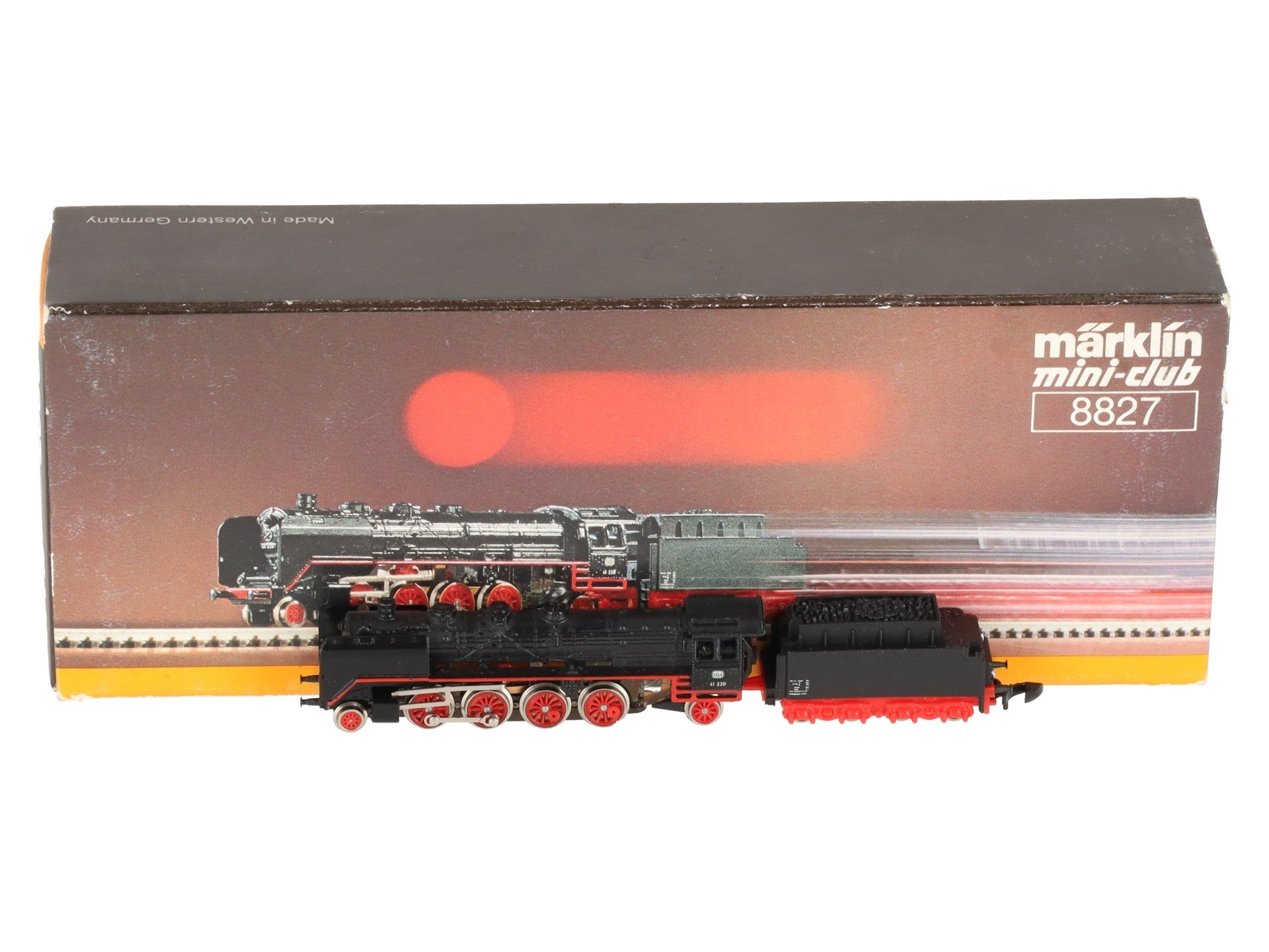 Marklin 8827 Z Scale DB Railways Class 41 220 2-8-2 Steam