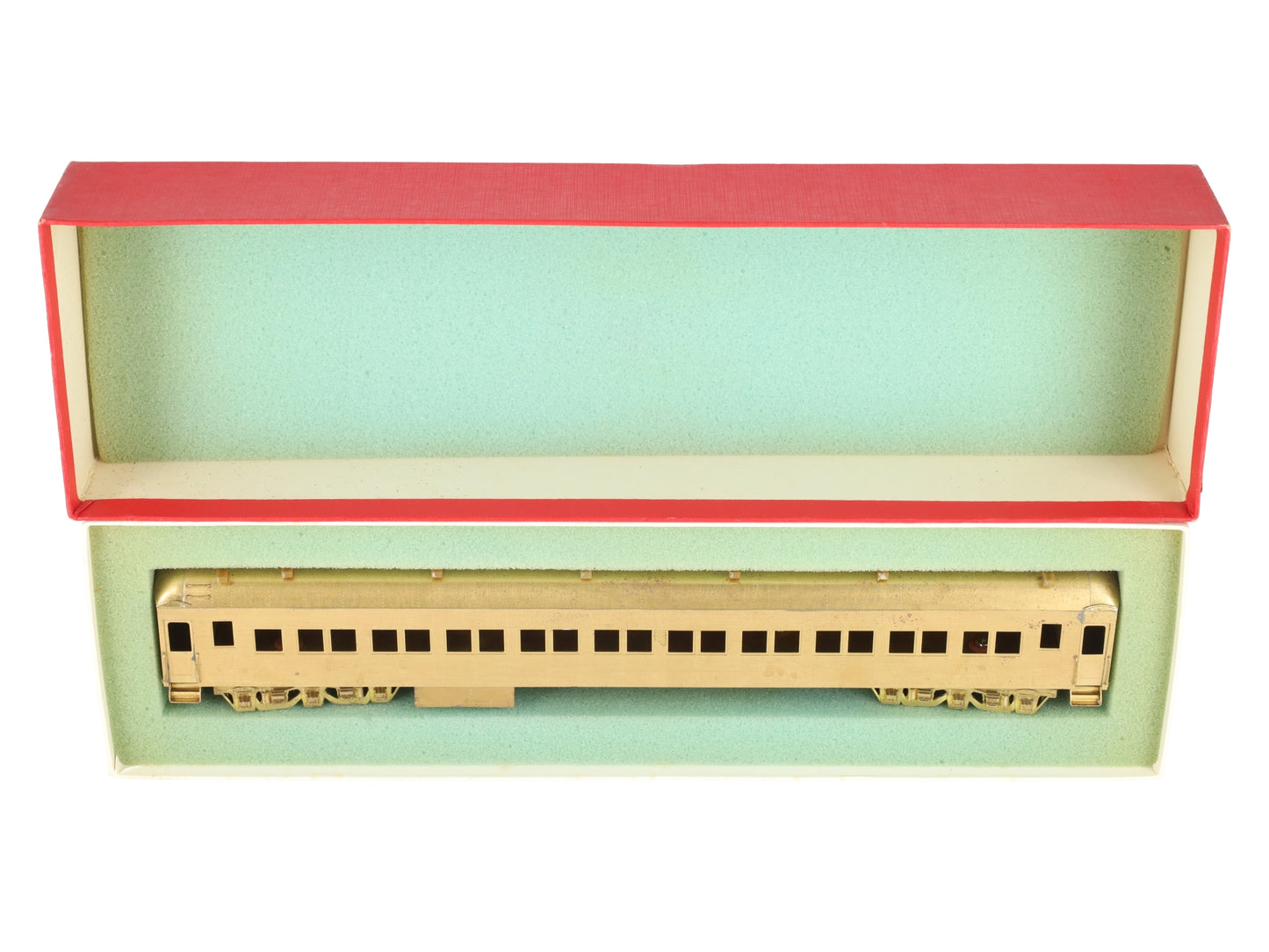 S. Soho & Co. 0413 HO Scale Southern Pacific 79' Rebuilt Coach Car - Unpainted EX/Box