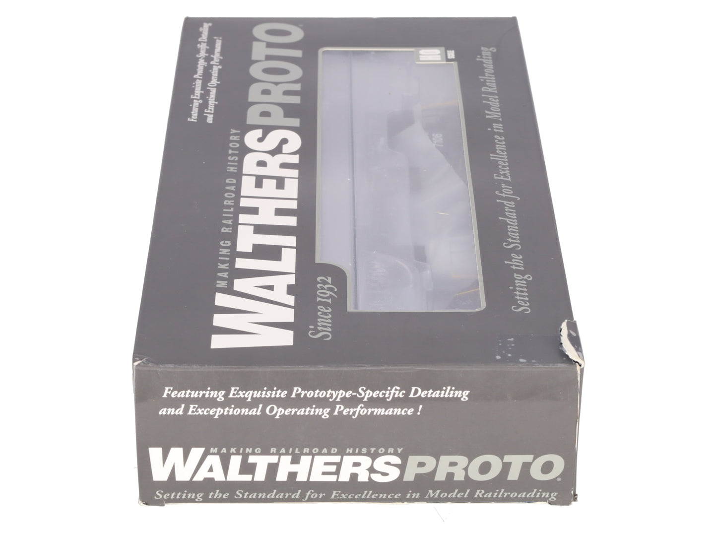 Walthers 920-42708 HO Penn Central GP9 PHII Diesel Loco with Sound & DCC #7135 EX/Box