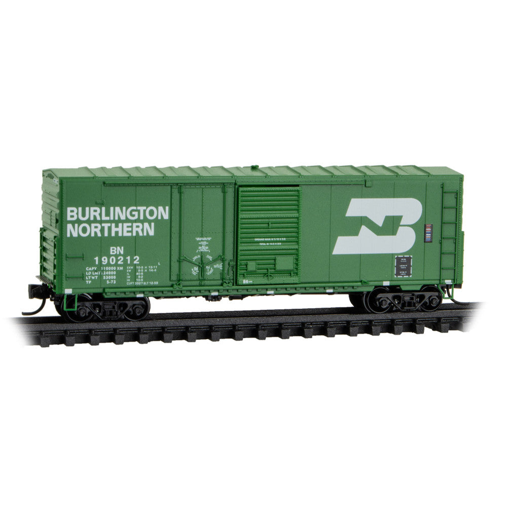 Micro-Trains 19100010 N Burlington Northern 40' Standard Boxcar #19212