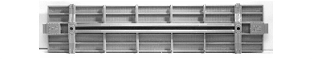 Tichy 3030 HO PFE R-40 Series Reefer Freight Car Underframe