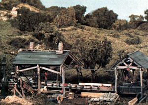 Woodland Scenics TS154 HO Scale Tie & Plank Mill Trackside Scenes Kit