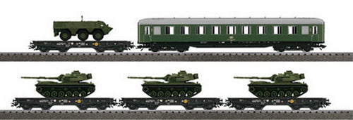 Marklin 47951 Tank Transport Train with Cars LN/Box