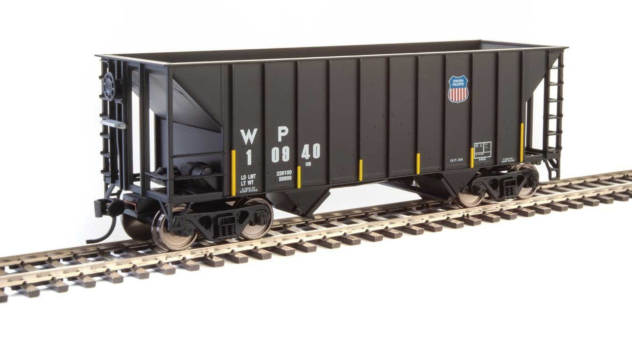 Walthers 910-6933 HO Western Pacific/UP 34' 100-Ton 2-Bay Hopper Car #10940