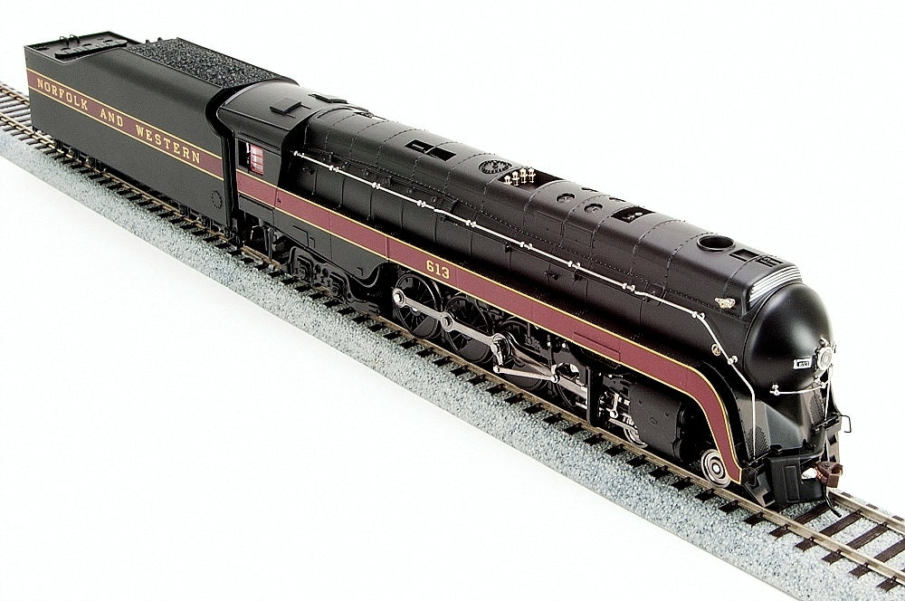 Broadway Limited 2557 HO Norfolk & Western Class J 4-8-4 Paragon2