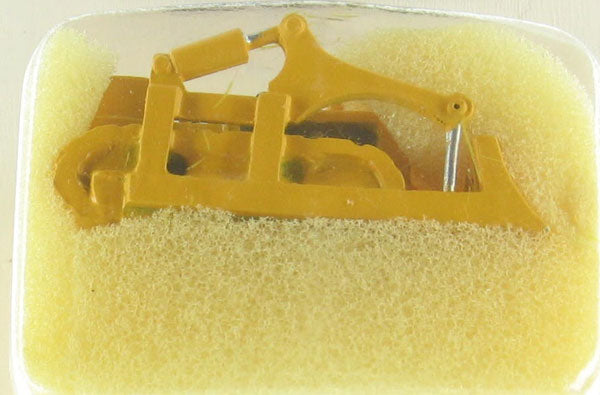 Kramer V-1 1:87 Bulldozer (HO Scale Scenery Item)