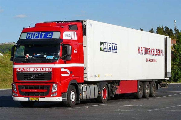 WSI 01-1302 1:50 Diecast Therkelsen-Volvo FH3 Globetrotter XL w/Reefer Trailer