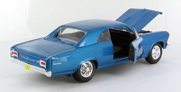 Maisto 31960MBL 1:24 1966 Chevrolet Chevelle SS 396 Special Edition in Met. Blue