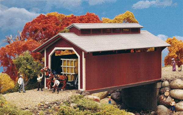 Walthers 933-3652 HO Scale Cornerstone Series Willow Glen Covered Bridge Kit