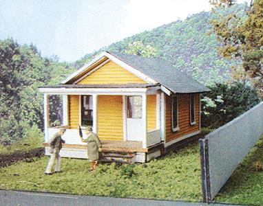 Branchline Trains 624 HO Scale Drayton Catalog House Laser-Art Building Kit