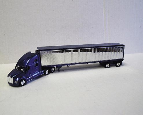 Trucks n Stuff SPT771 Blue&Chrome Kenworth T700 w/Spread-Axle Reefer Trailer