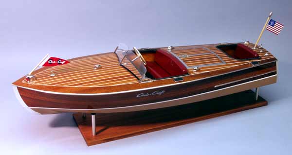Dumas 1249 1:8 Chris Craft Racing Runabout Boat Kit