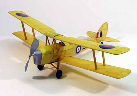 Dumas 208 17-1/2" Wingspan Tiger Moth Rubber Pwd Aircraft Kit