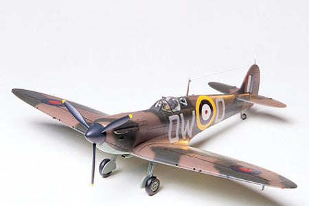 Tamiya 1/48 Spitfire Mk.Vb #61033 (Gebraucht) in Pully für CHF 18 - mit Tamiya 1/48 Spitfire Mk.Vb #61033 (Gebraucht) in Pully für CHF 18 - mit