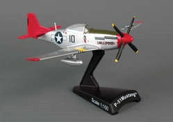 Daron Worldwide Trading 53427 1:100 P51D Mustang Tuskegee Aircraft