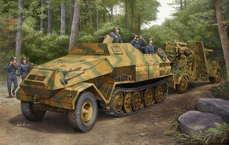 Trumpeter 01584 1:35 German SdKfz 8 Gepanzerte 12-Ton Halftrack Model Kit