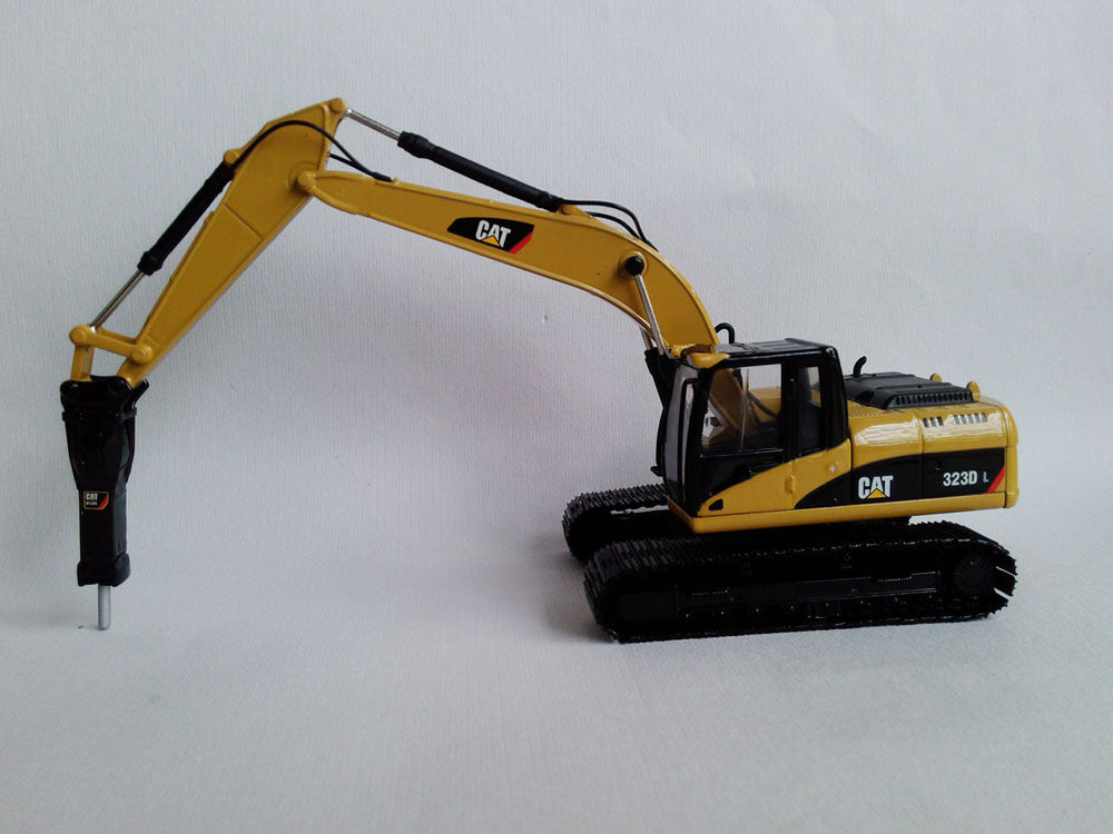 Norscot 55282 1:50 Caterpillar 323D L Assembled Hydraulic Excavator with H120E