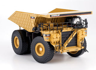 Norscot 55151 1:50 Scale Diecast Caterpillar 793D Off Highway Truck LN/Box