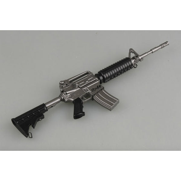 Easy Models 39108 1:3 Assembled M4A1 Rifle