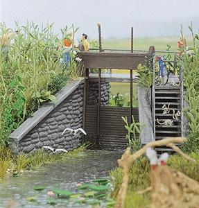 Busch 1483 HO Scale Small Dam w/Footbridge
