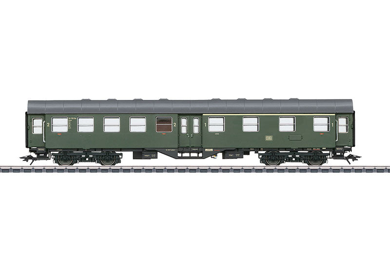 Marklin 41310 HO German Federal Railroad (DB) 4-axle Passenger Car