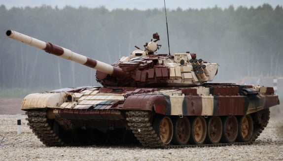 Trumpeter 09555 1:35 Russian T72B1 Main Battle Tank Plasitc Model Kit