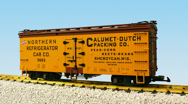 USA Trains R16362 G NRCC Calumet U.S. Refrigerator Cars (Yellow/Brown)