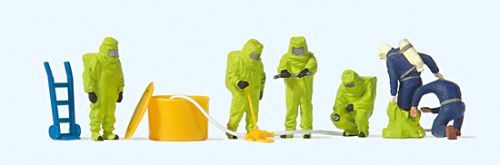 Preiser 10731 HO Firemen in Full Protective Chemical Suits Figures (Set of 6)