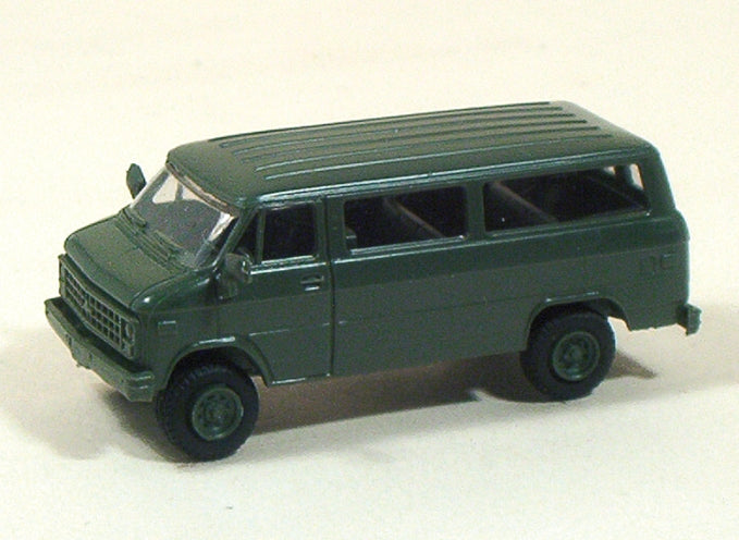 Trident Miniatures 90066 HO US/NATO (Modern) Green Chevrolet Personnel Van