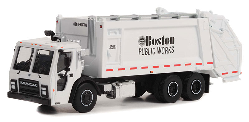 Greenlight Collectibles 45160-C 1:64 2020 Mack LR Rear Loader Refuse Truck