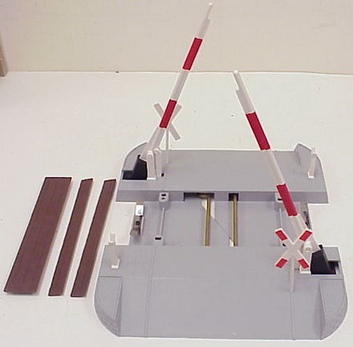LGB 50650 G Scale Crossing Sign Set