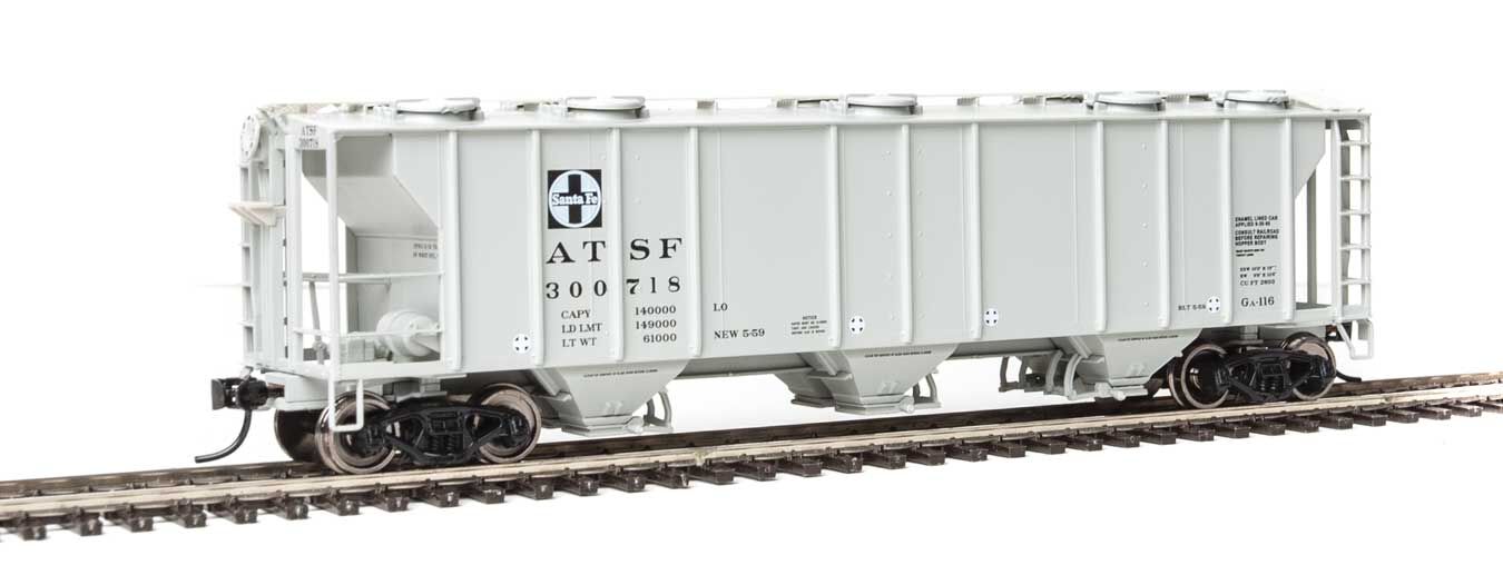 Walthers 910-7005 HO ATSF 50' PS-2 2893 3-Bay Covered Hopper Car #300718