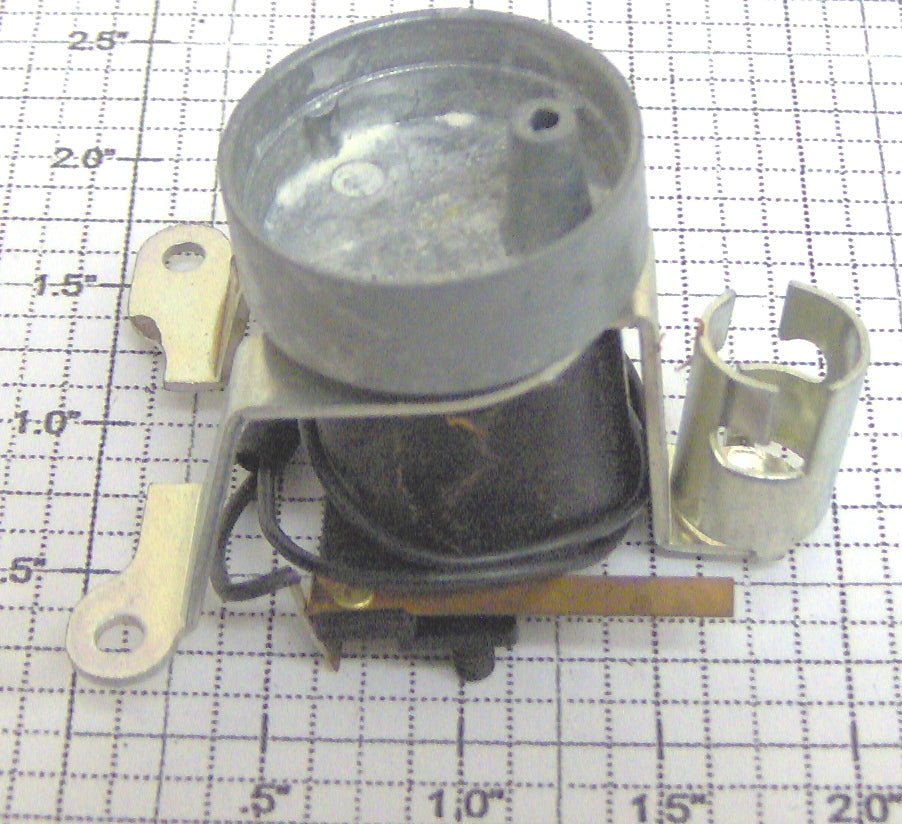 Lionel 8206-75X Smoke Unit Housing & Light Assembly