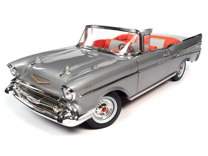 Auto World AW307 1:18 1957 Inca Silver Chevy Bel Air Convertible Diecast Car